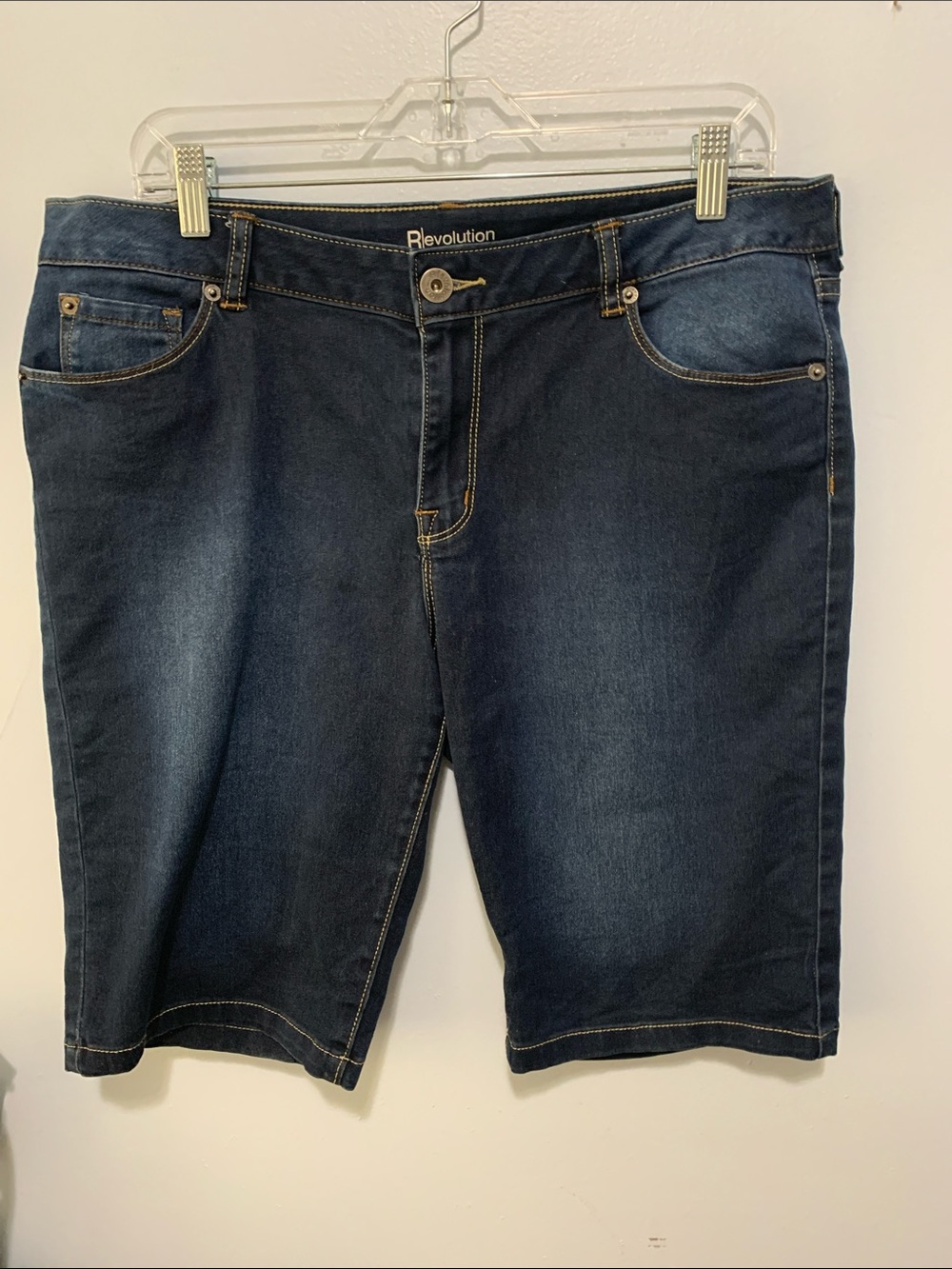 Revolution by Ricki’s Denim Jean Shorts size 32